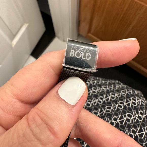 Movado bold rainbow crystal watch rare. New in box with free designer scarf - Picture 4 of 8